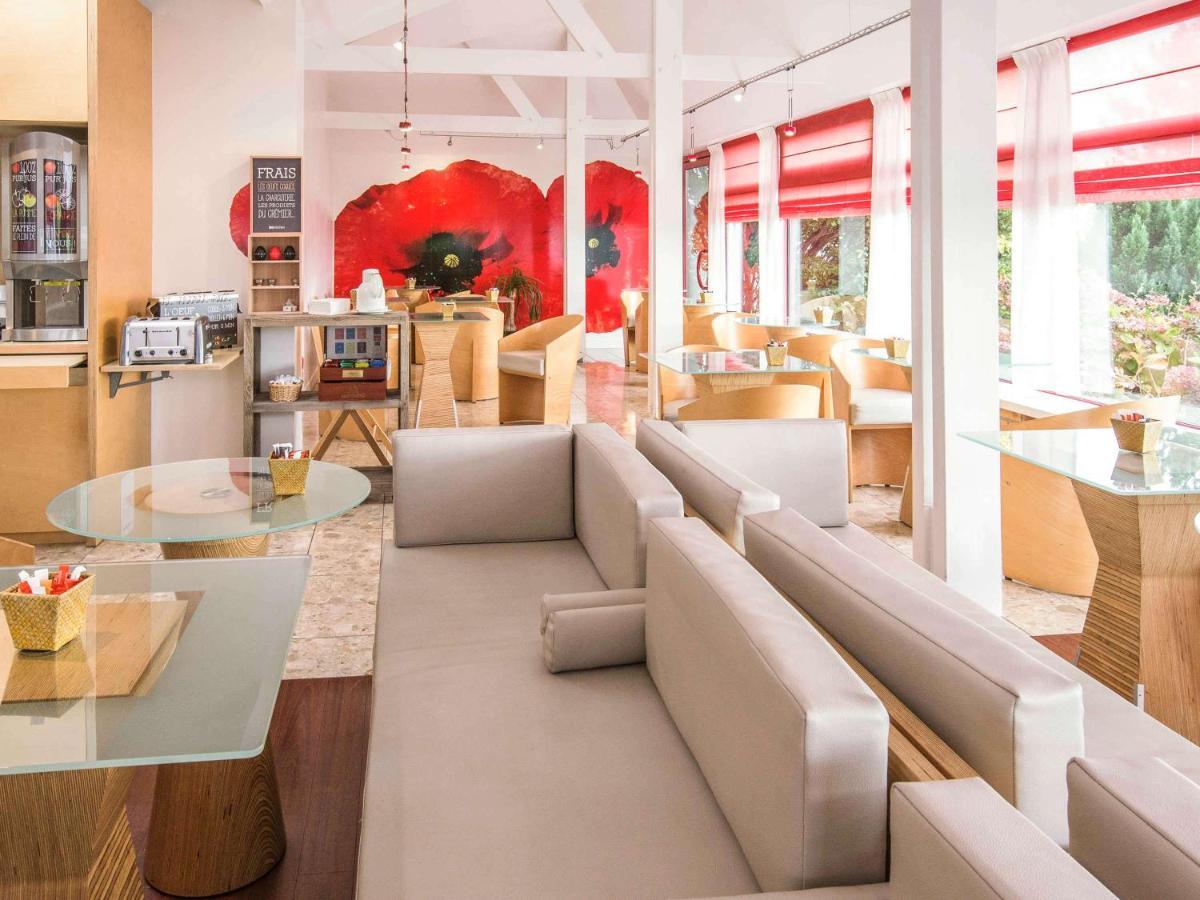ホテル Ibis Saint Brieuc イフィニアック エクステリア 写真