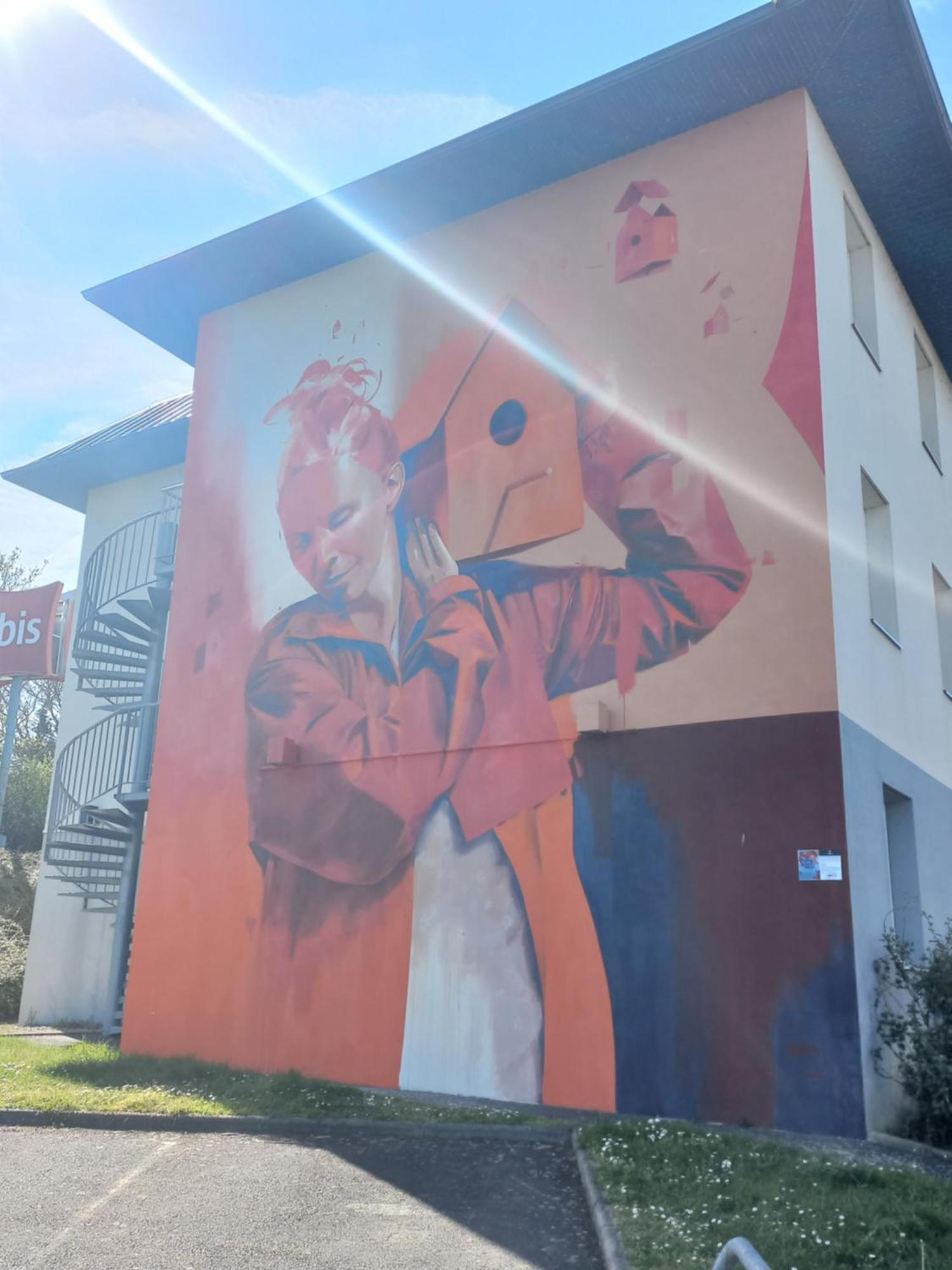 ホテル Ibis Saint Brieuc イフィニアック エクステリア 写真